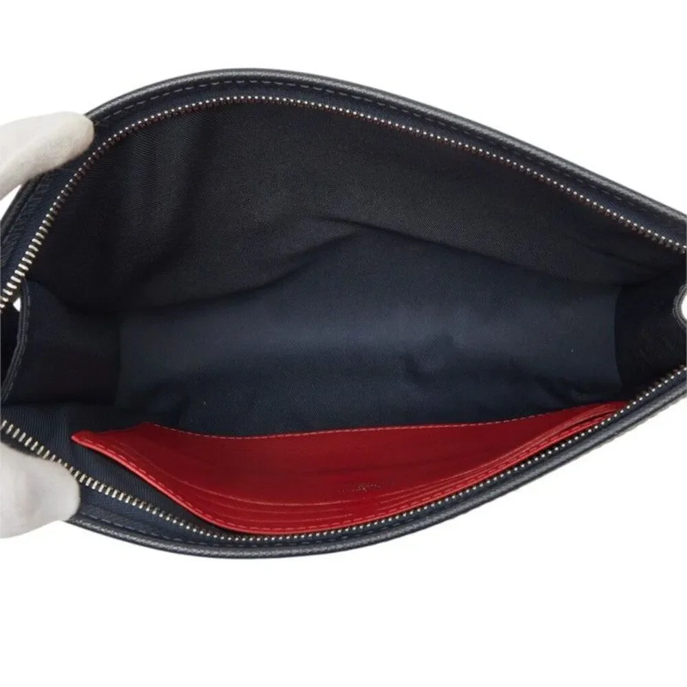 Louis Vuitton Taiga Pochette Voyage